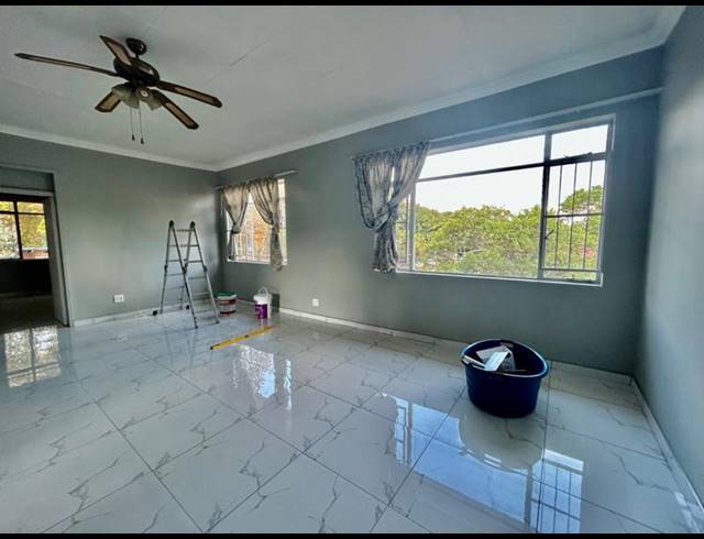 3 BEDROOM APARTMENT FOR SALE IN VANDERBIJLPARK CW 6